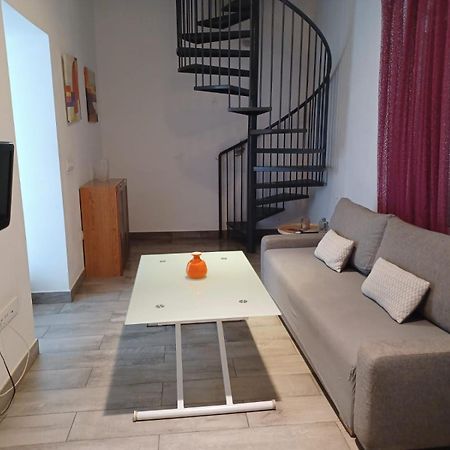Apartamento En El Casco Antiguo En Plena Alameda إشبيلية المظهر الخارجي الصورة